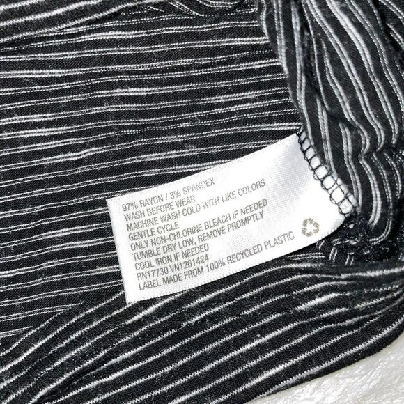 Old Navy & Art Class Tween Girls Tees Bundle - Size Large 10/12 - Picture 10 of 10